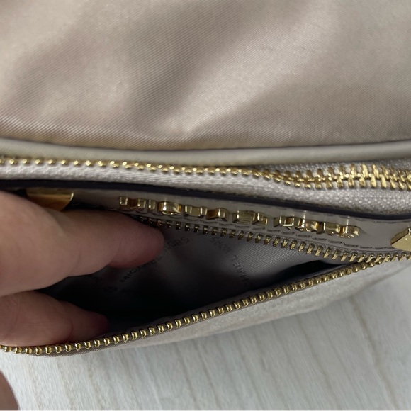 Michael Kors Kenly Studded Waist Pack Crossbody Taupe Travel Casual - Picture 7 of 12